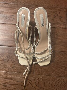 Embellished Ivory Women's Strappy Sandals